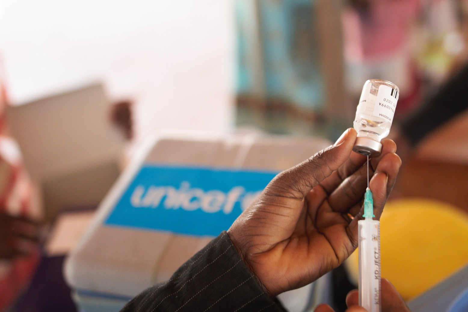 Taking the vaccination campaign on Cape Verde to the next level — TUI Foundation UNICEF's COVID-19 response activities
